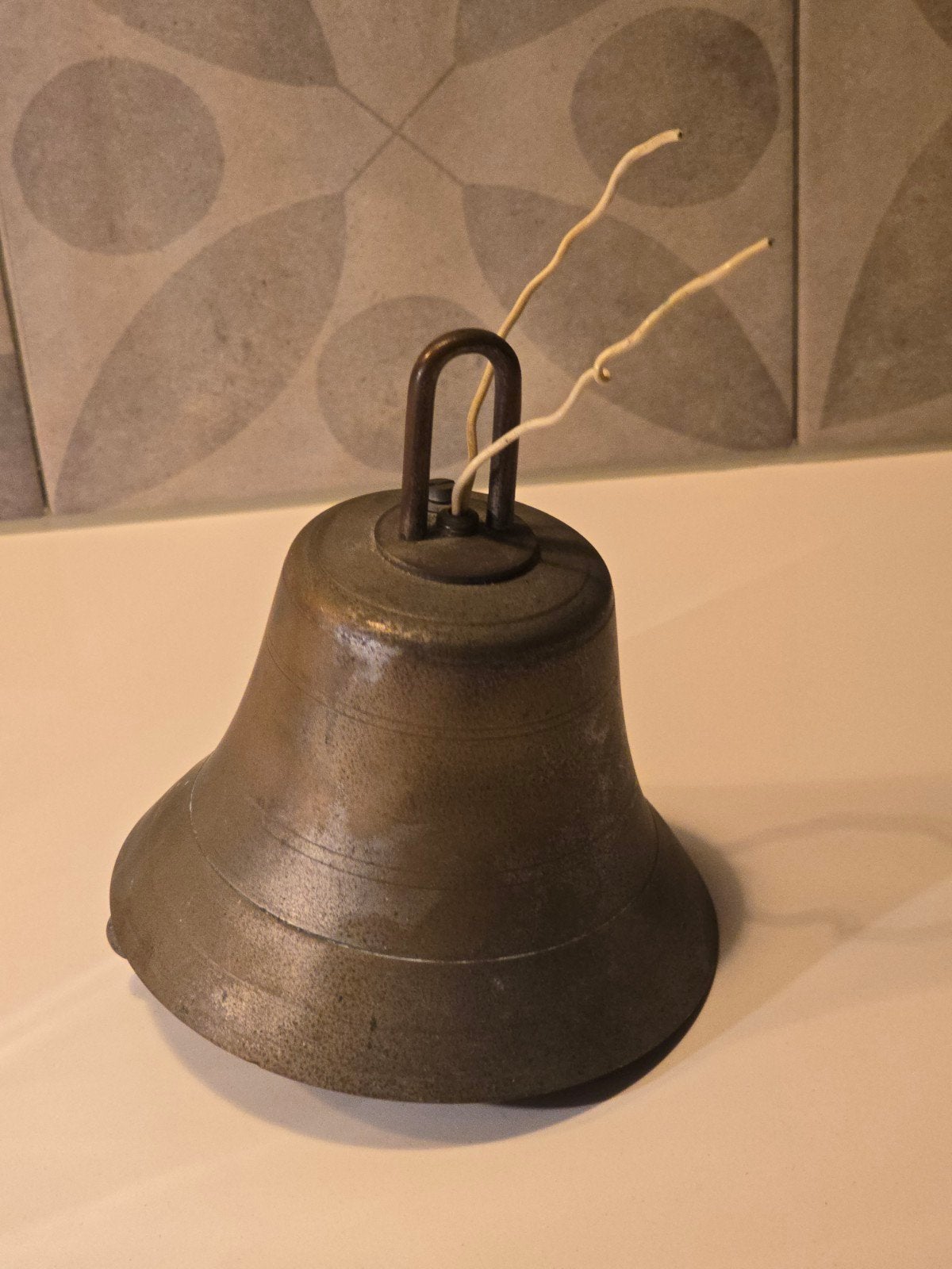 Antieke koperen  electrische stalen (school) bel €29, Antiek en Kunst, Ophalen of Verzenden, Koper