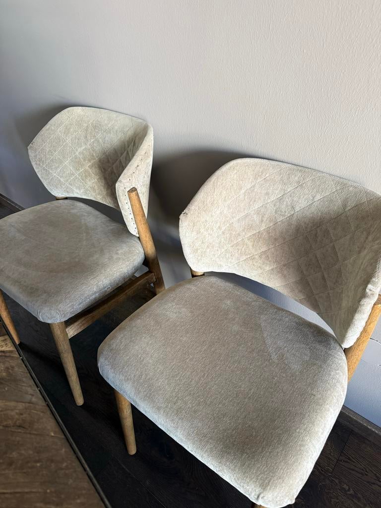 4 Riviera Maison eetkamerstoelen: 2 groen suède, 2 grijs sto, Huis en Inrichting, Stoelen, Gebruikt, Vier, Stof, Overige kleuren