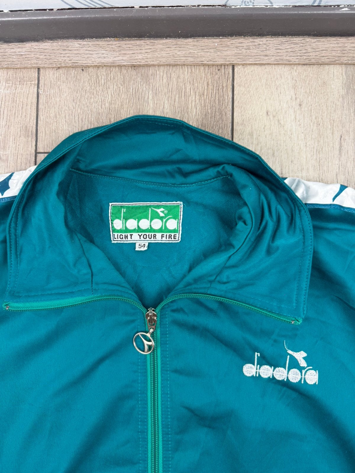 Diadora Vintage Trainingsjack  Groen Witte Details – Maat 54, Ophalen of Verzenden, Gedragen, Maat 52/54 (L), Groen