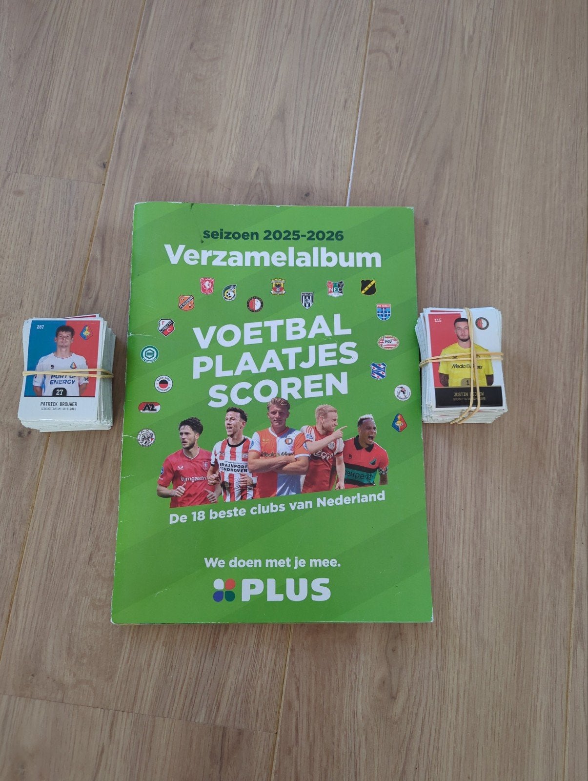 PLUS Voetbal Plaatjes Verzameling + Dubbele, Ophalen of Verzenden