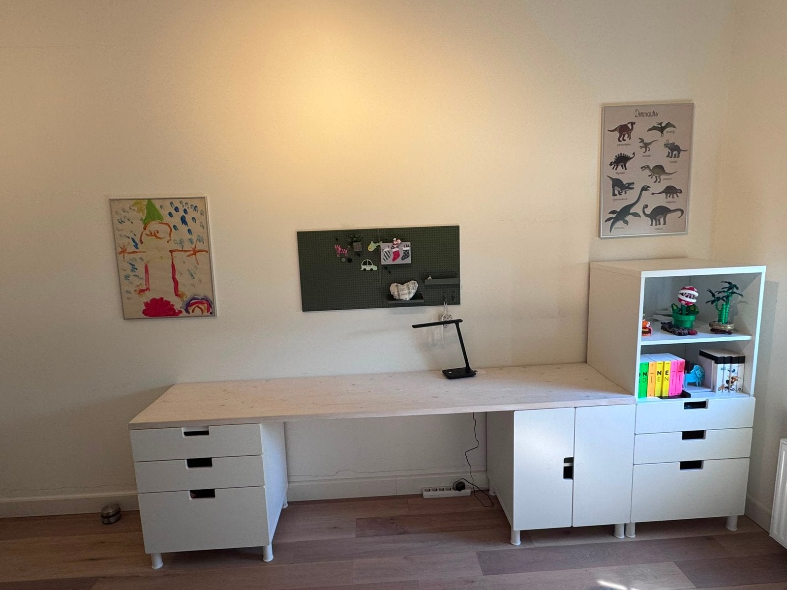 IKEA Bureau-kast combinatie met lades en opbergruimte, Ophalen, Met lades, Spaanplaat of MDF, Zo goed als nieuw