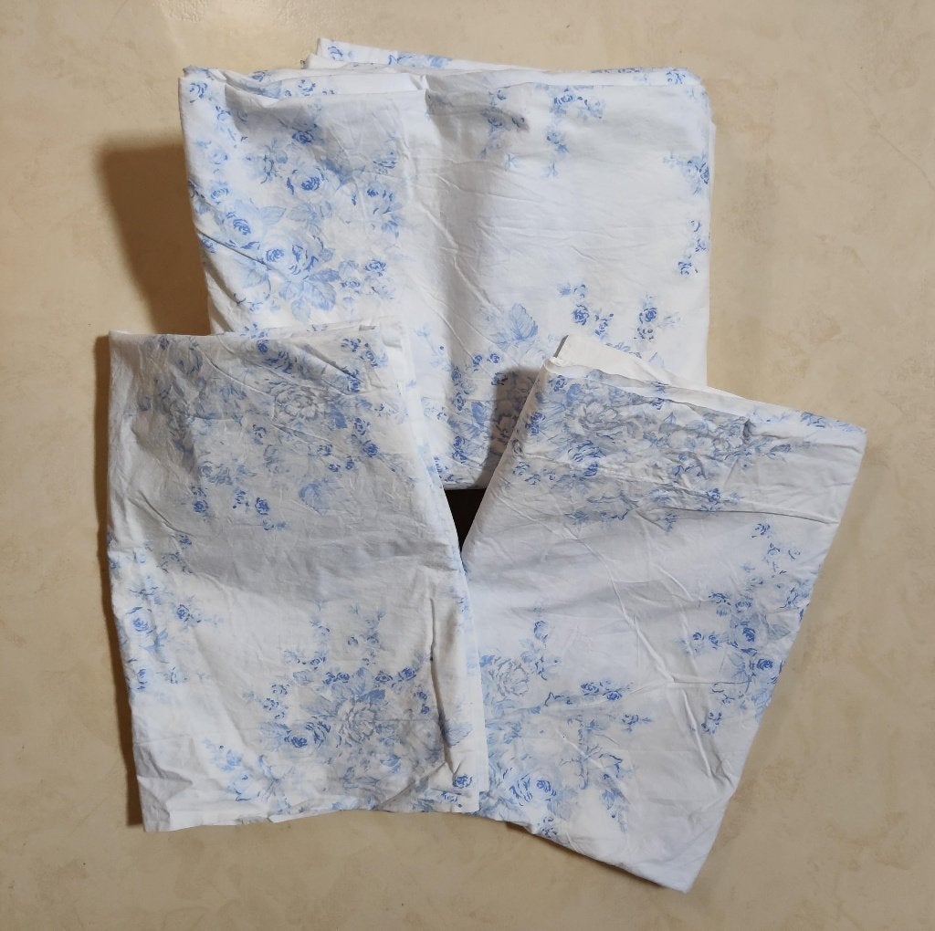 Bellora dekbedovertrekset 2-persoons wit met blauwe bloemen, Wit, Dekbedovertrek, Tweepersoons, Ophalen of Verzenden