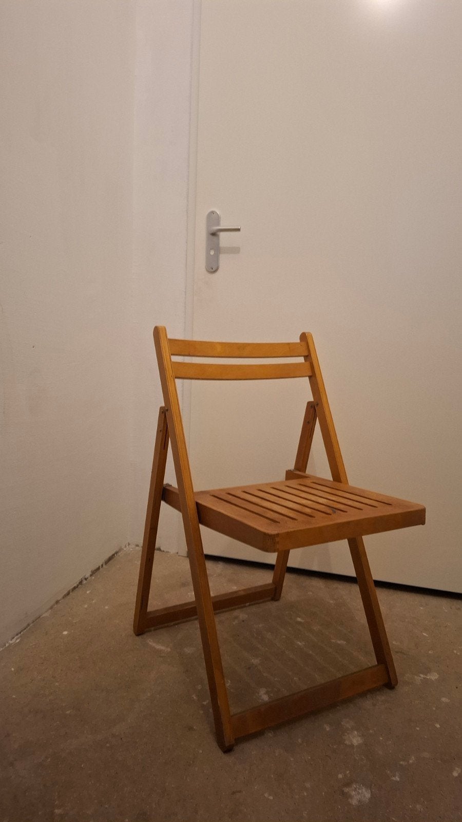 2 Vintage Klapstoelen - Houten Opvouwbare Stoelen, Antiek en Kunst, Ophalen