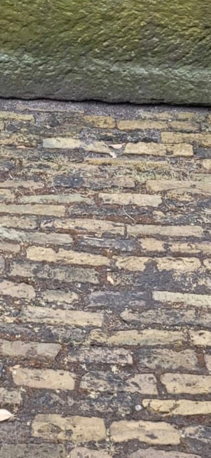 +/- 10 m2 oude gebakken waaltjes, Tuin en Terras, Tegels en Klinkers, Ophalen, Gebruikt, 5 tot 10 m², Klinkers
