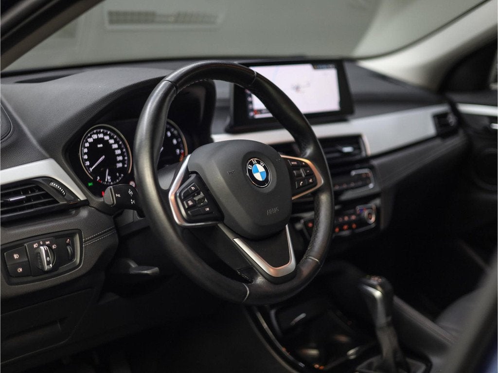 BMW X2 xDrive25e Executive | Camera | Stoelverwarming |, Auto's, BMW, Automaat, Gebruikt, Blauw, Plug-in hybride