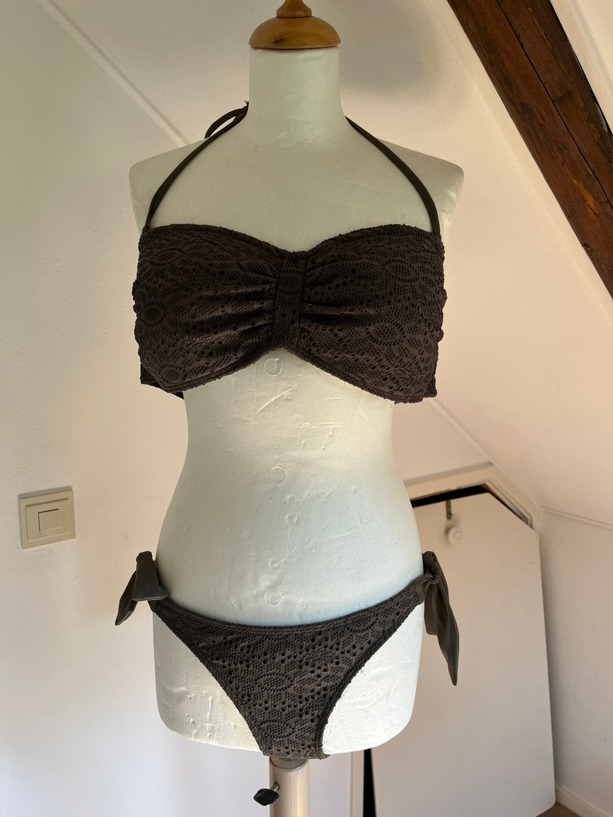 Bikini van beachwave (Wehkamp) maat 44 of 40, Kleding | Dames, Ophalen of Verzenden, Nieuw, Groen, Bikini