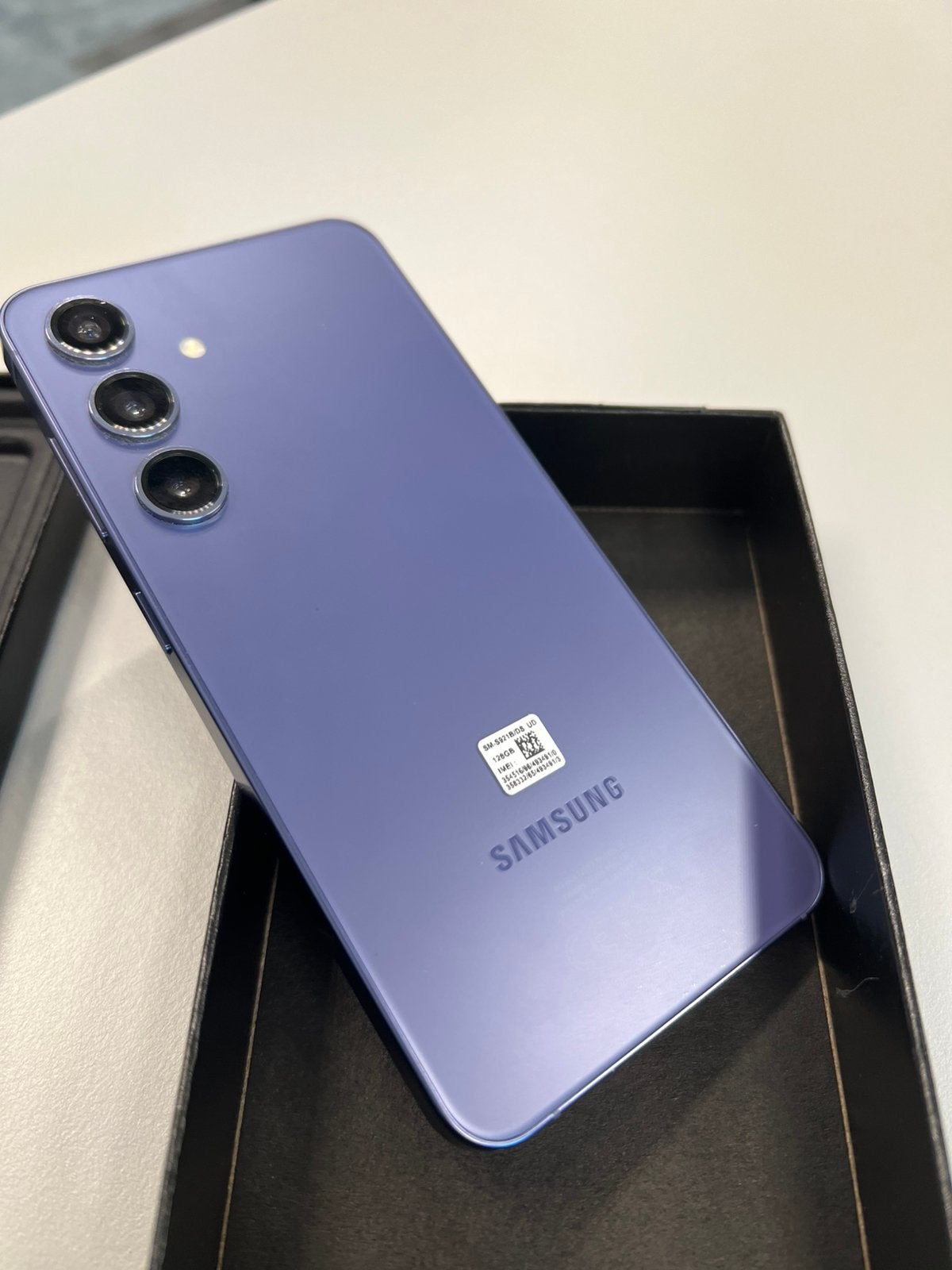 Een Buitenkans: Samsung Galaxy S24 in Nieuwstaat, Telecommunicatie, Mobiele telefoons | Samsung, Galaxy S24, Zwart, Ophalen of Verzenden