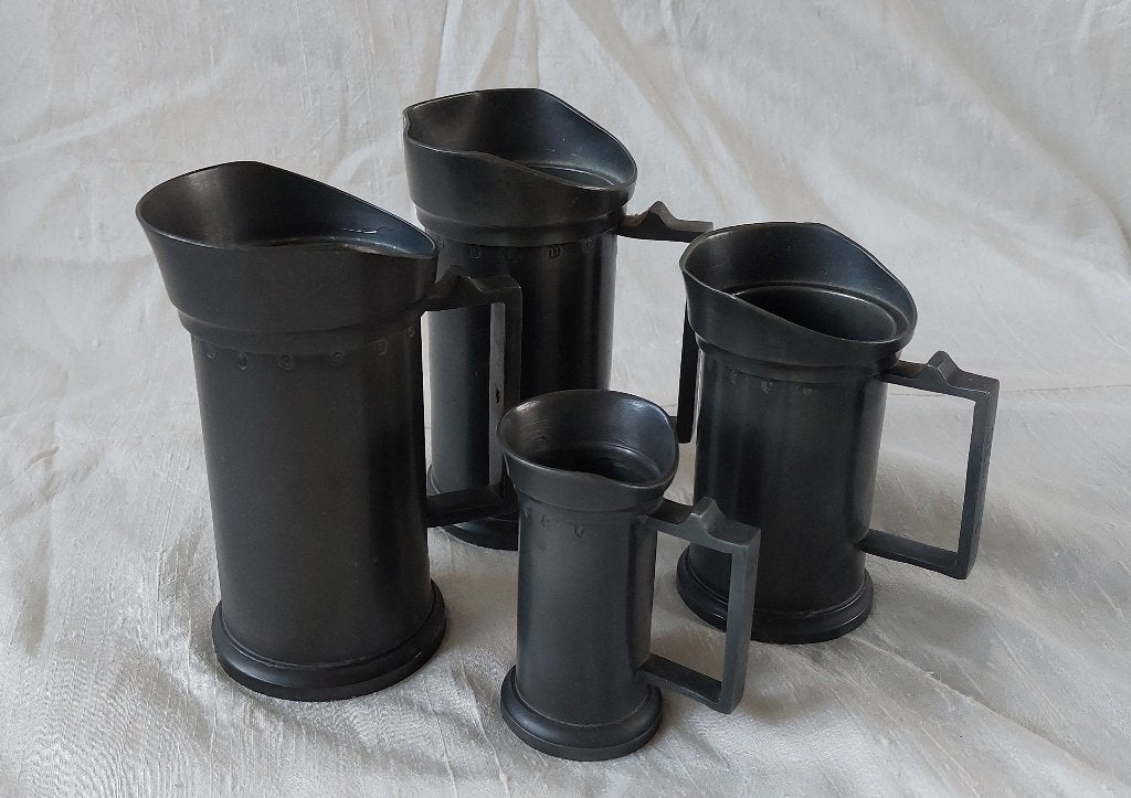 Set van 4 antieke tinnen maatbekers, Ophalen of Verzenden