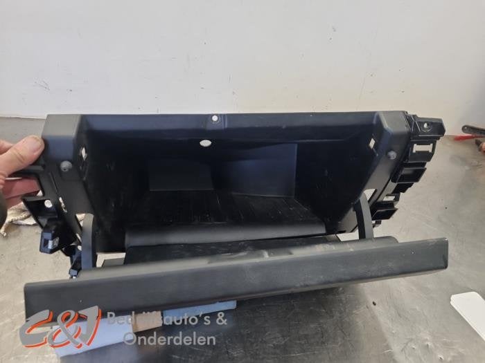 Dashboardkastje van een Nissan Interstar, Gebruikt, -, -, Ophalen of Verzenden