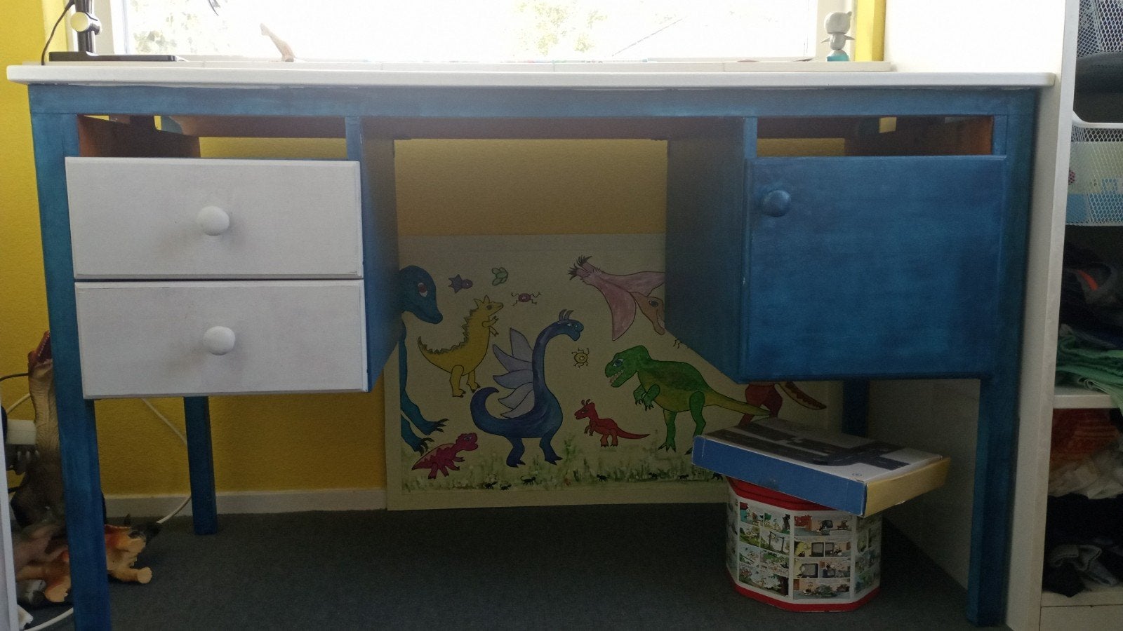 kinderbureau, klein grenen buro, gevefd, Gebruikt, Kinderbureau, 53 cm, Ophalen