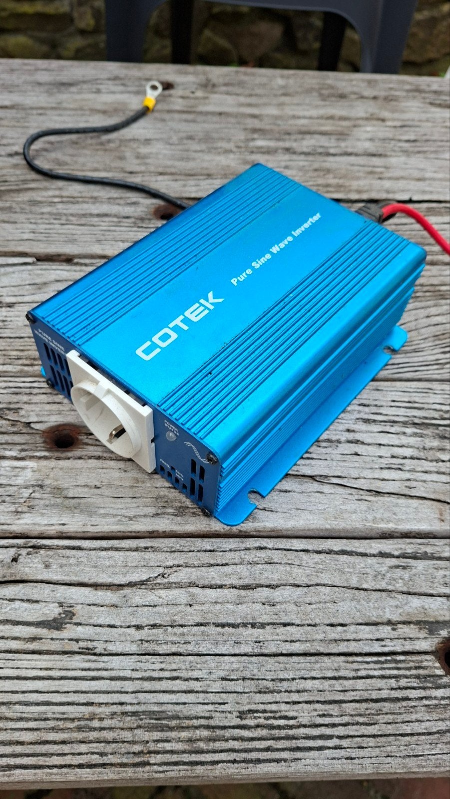 Cotek Zuivere Sinus Omvormer 24V naar 230V 350W, Ophalen, Zo goed als nieuw