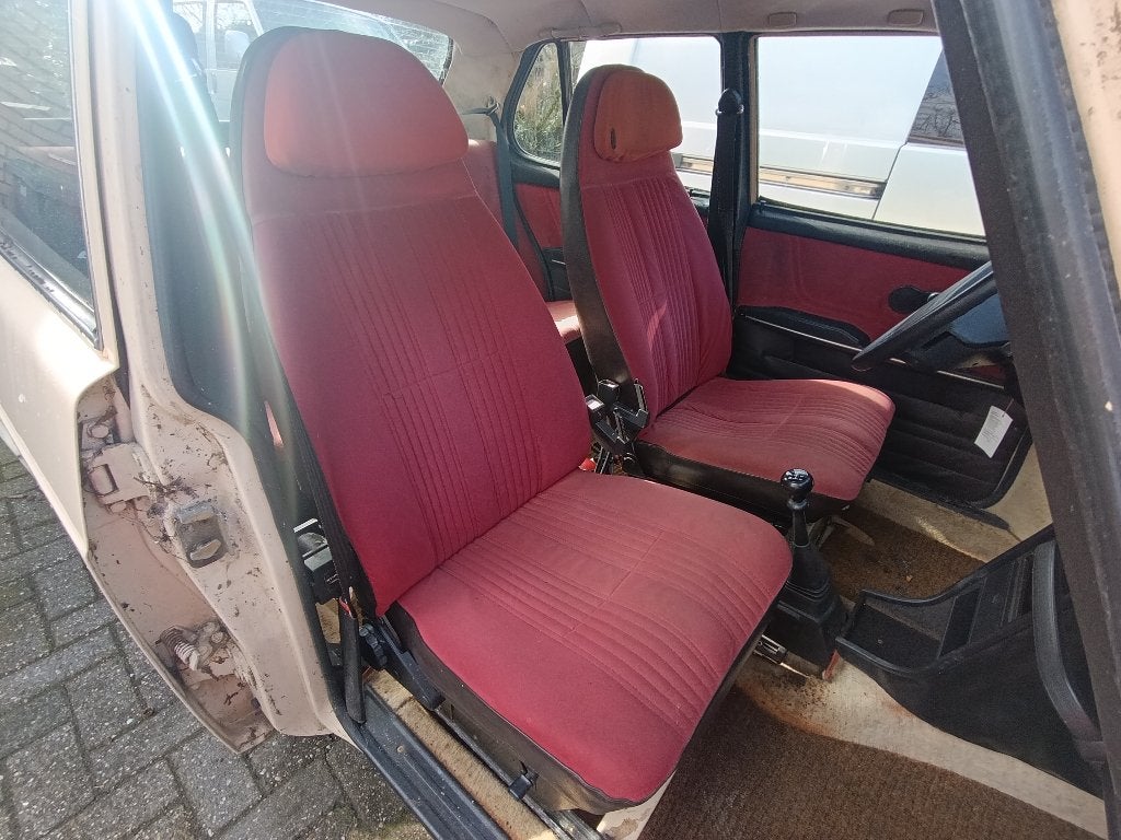 Rood interieur Saab 99 uit 1978 (heel netjes), Ophalen, Gebruikt, Saab