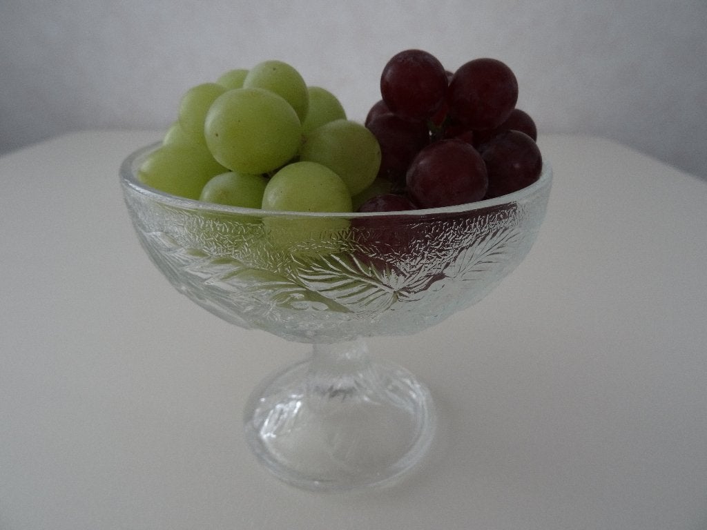 Vintage fruitschaaltje / glazen schaaltje op voet, Ophalen of Verzenden, Nieuw, Overige materialen, Overige typen