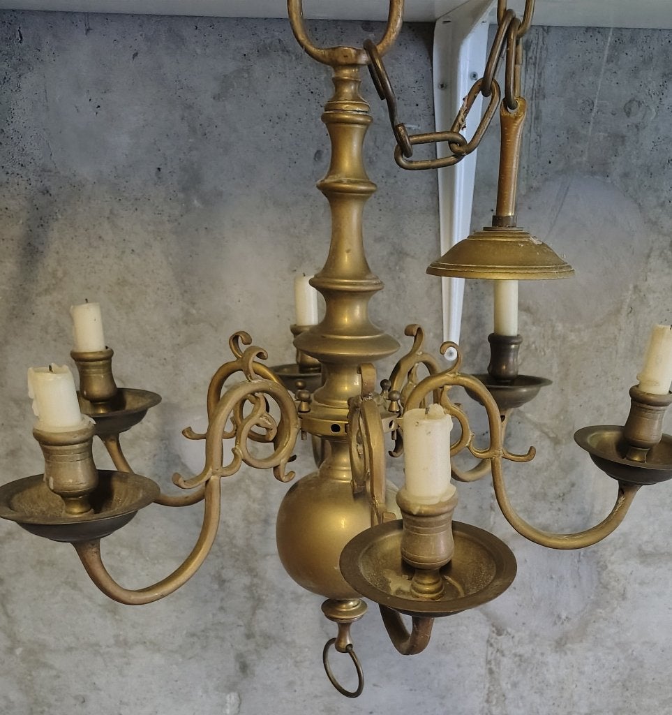 Zeer oude hanglamp met kaarsen koper/brons, Ophalen