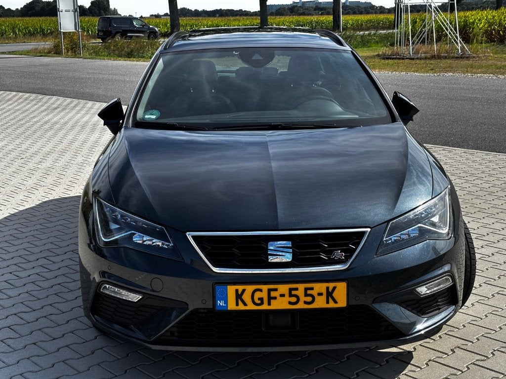 Seat Leon FR ST 1.5 TSI 150PK 2019 Grijs - Pano, Auto's, 1498 cc, 4 cilinders, 1194 kg, Leon