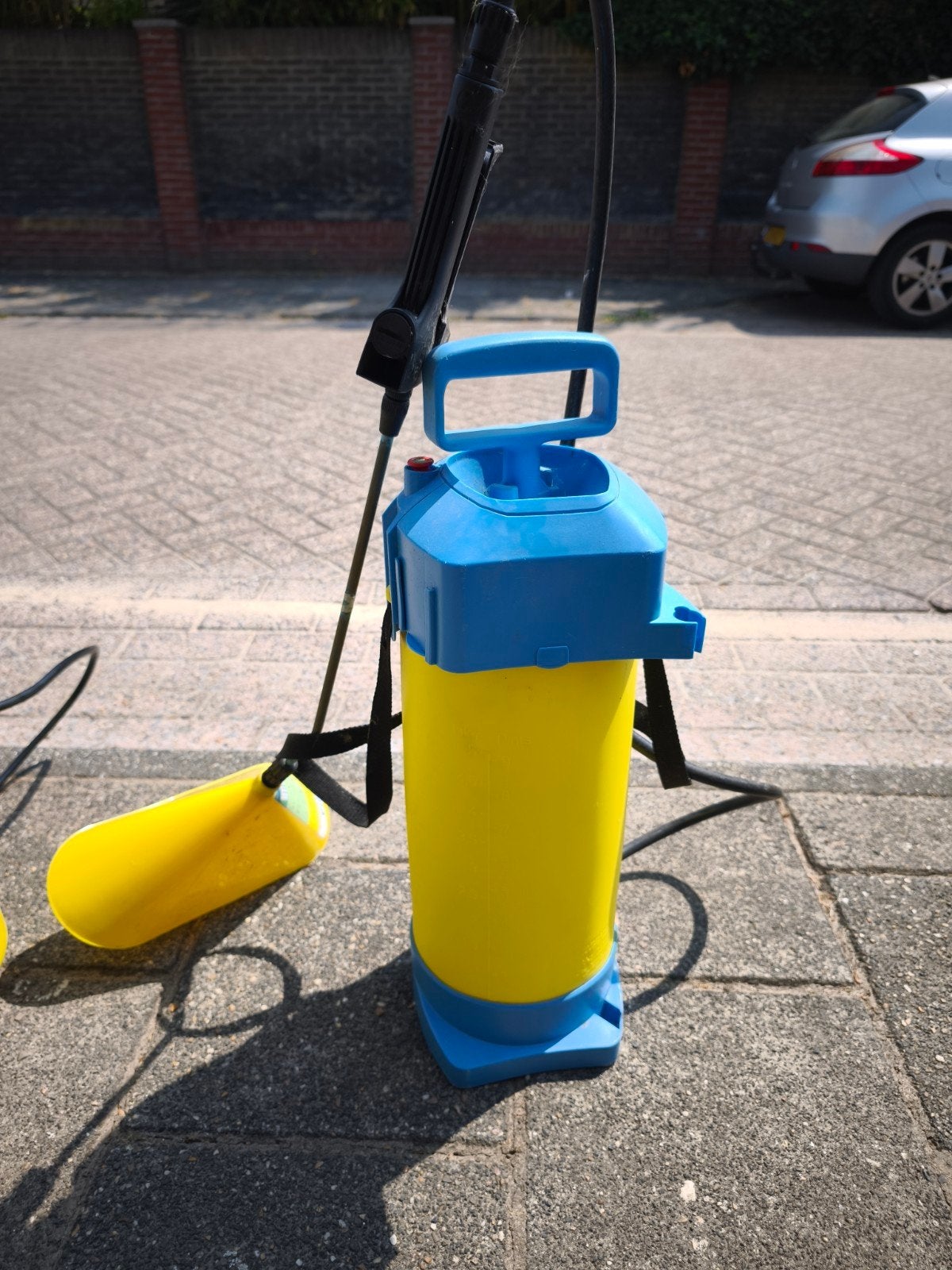 Drukspuit voor tuin en schoonmaak, Ophalen, Gebruikt, Accu, Onbekend