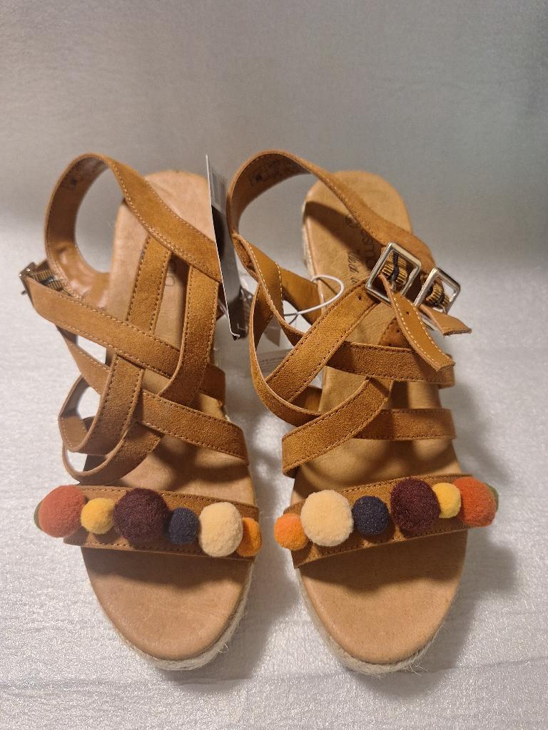 Sandalen van Esmara by Heidi Klum - maat 37 - NIEUW, Kleding | Dames, Schoenen, Ophalen of Verzenden, Nieuw, Sandalen of Muiltjes