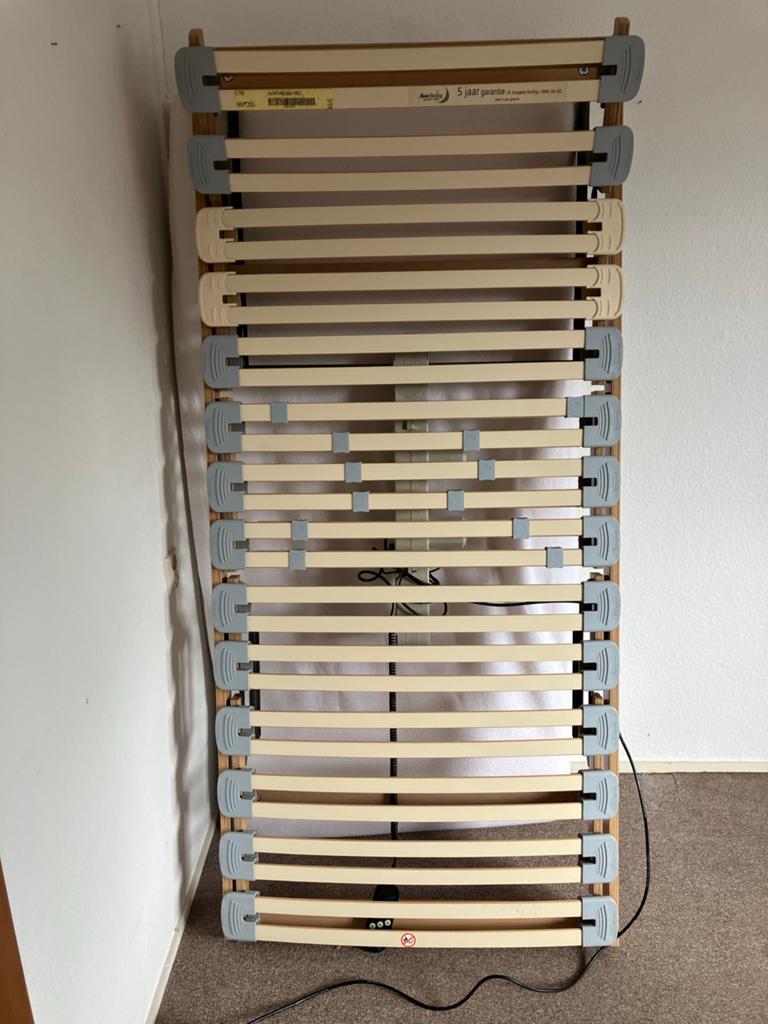Elektrische lattenbodem 90x200 - Réco Matic, Huis en Inrichting, Slaapkamer | Matrassen en Bedbodems, Ophalen, 90 cm, Eenpersoons