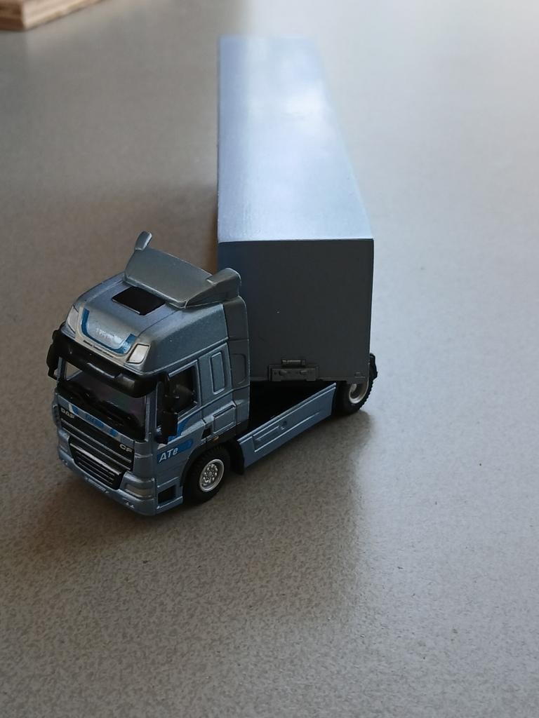 Daf wsi 1 87 met originele doos, Hobby en Vrije tijd, Modelauto's | 1:87, Ophalen, Zo goed als nieuw, Bus of Vrachtwagen, Overige merken
