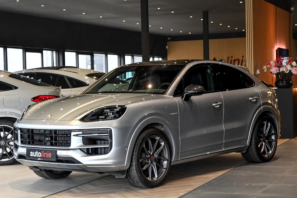Porsche Cayenne Coupé 3.0 E-Hybrid. GT Pakket. Carbon, Lede, Automaat, Gebruikt, Zwart, 2995 cc