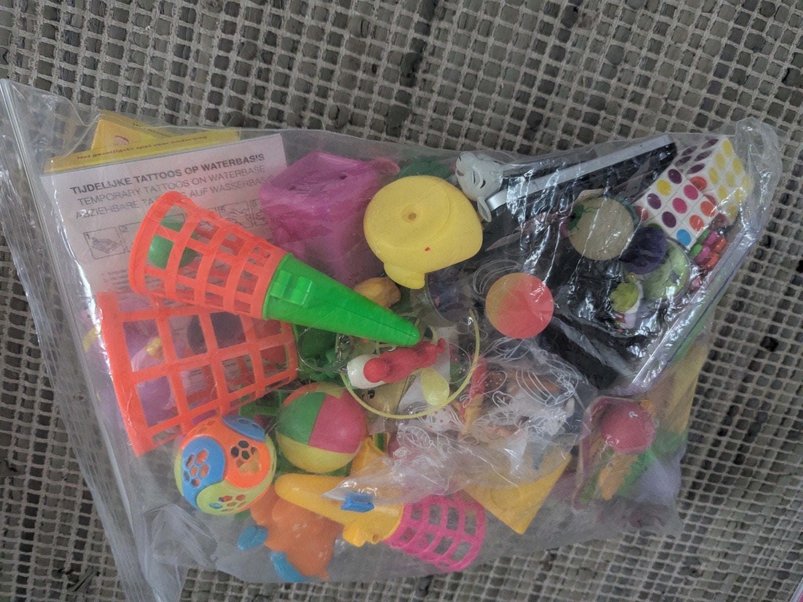 Diverse Speeltjes: Stuiterballen, Spelletjes, Poppetjes, Ophalen, Gebruikt, Jongen of Meisje