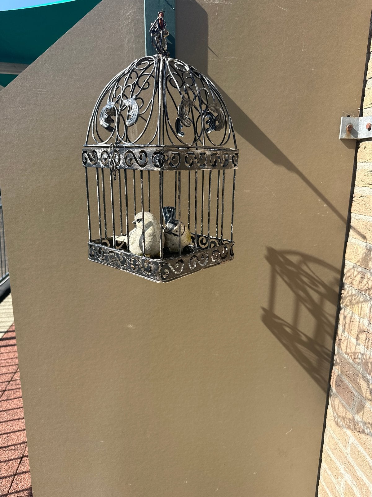 Decoratieve vogelkooi met vogeltjes, Ophalen, Klassiek, Metaal, Gebruikt
