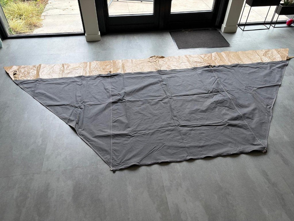 Cabanon zijwand zonneluifel (Chamonix, oude mercury), Ophalen, Zo goed als nieuw, Tot en met 4