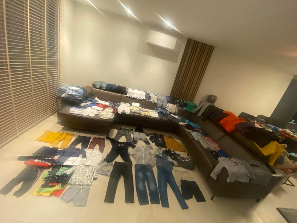 Groot kledingpakket jongens kleding, Ophalen, Zo goed als nieuw, Overige maten