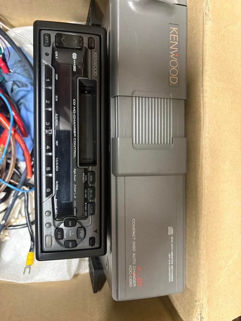 Kenwood KRC-558R Autoradio met KDC-C660 CD-wisselaar, Ophalen of Verzenden, Gebruikt