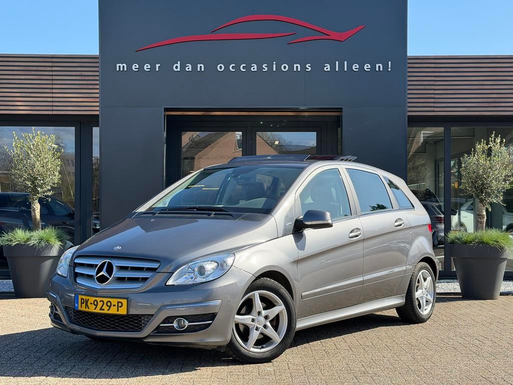 Mercedes-Benz B-Klasse B180 B 180 BlueEFFICIENCY (bj 2011), Euro 5, Gebruikt, 4 cilinders, Xenon verlichting