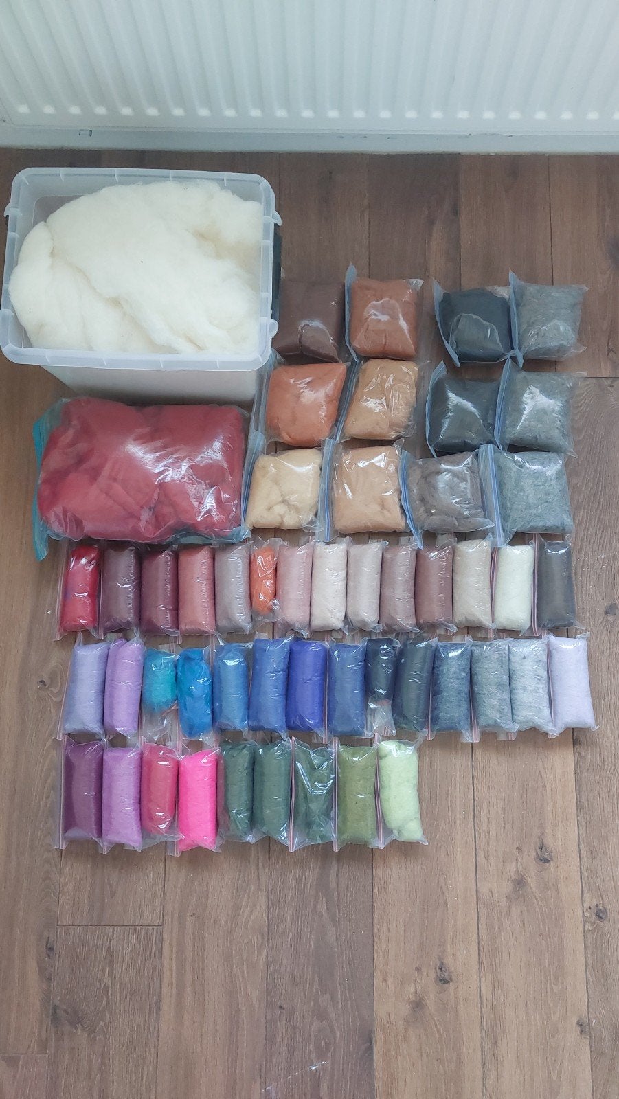 Grote hoeveelheid wol kaardvlies naaldvilt, Ophalen of Verzenden, Figuurtje(s)