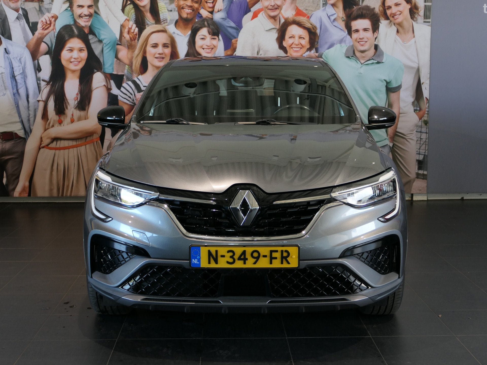 Renault Arkana 1.6 E-Tech Hybrid 145 R.S. Line - Occasion Le, Auto's, Renault, Arkana, Gebruikt, Origineel Nederlands, 760 kg