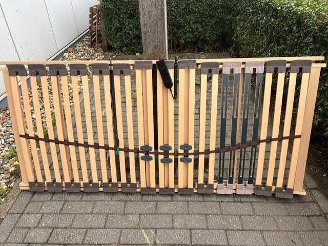 Lattenbodem elektrisch verstelbaar., Ophalen, 90 cm, Eenpersoons, Zo goed als nieuw