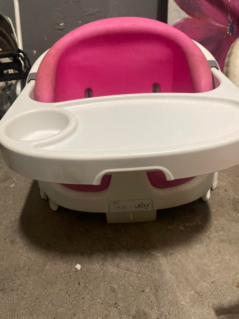 Ingenuity Baby Base 2-in-1 Zitje met Eetblad - Roze, Ophalen, Gebruikt, Overige typen, Afneembaar eetblad