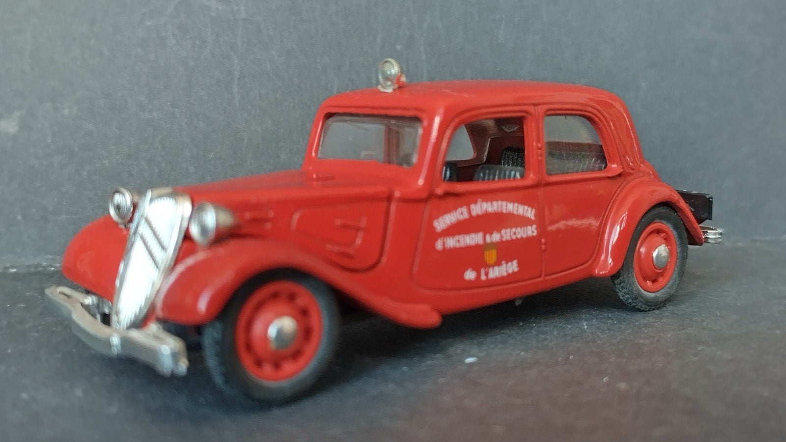 Citroen Traction Avant servixe departemental 1:43 Eligor Pol, Overige merken, Auto, Verzenden, .