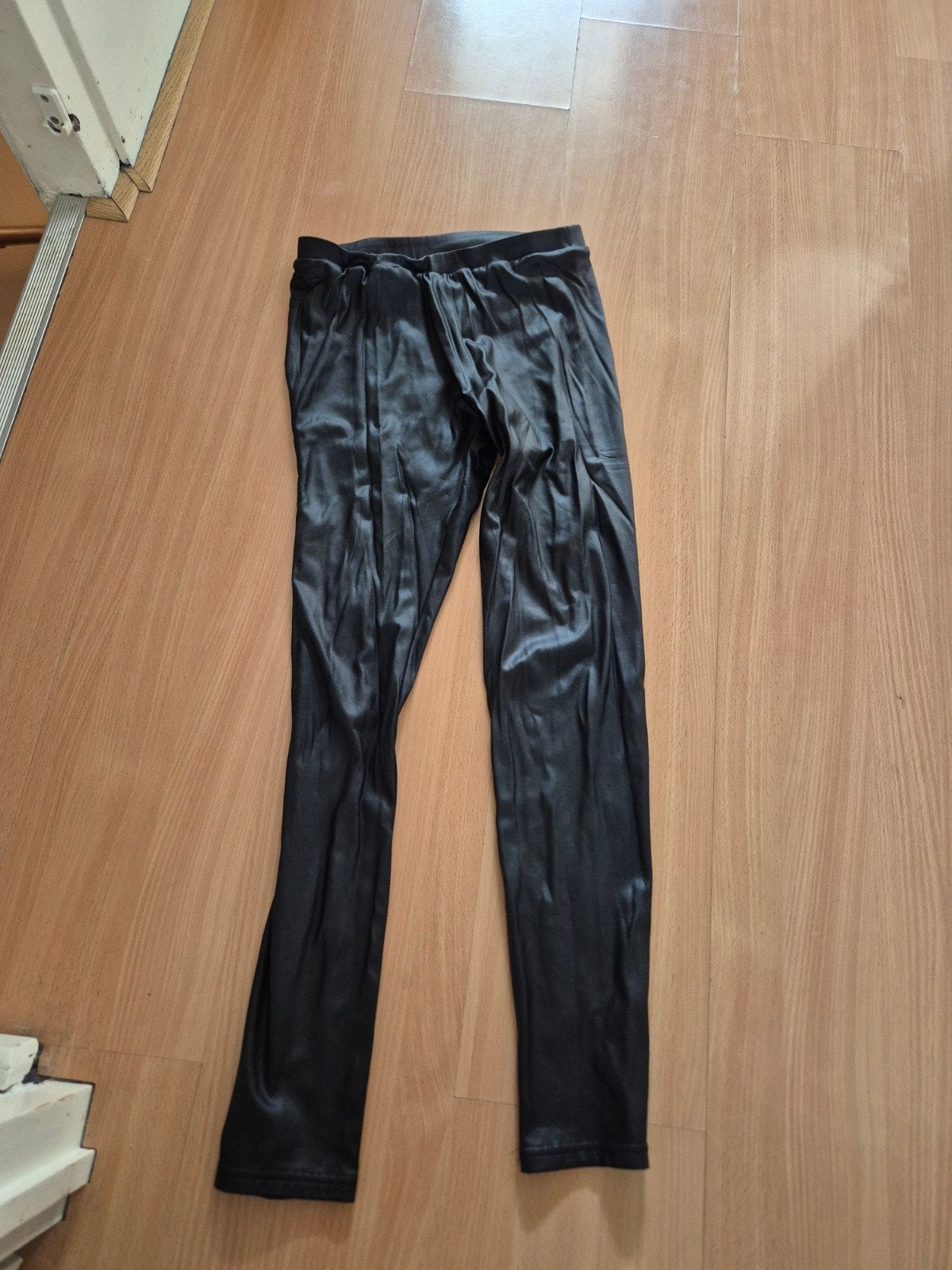 Comfortabele zwarte glanzende legging (Maat S), Ophalen of Verzenden