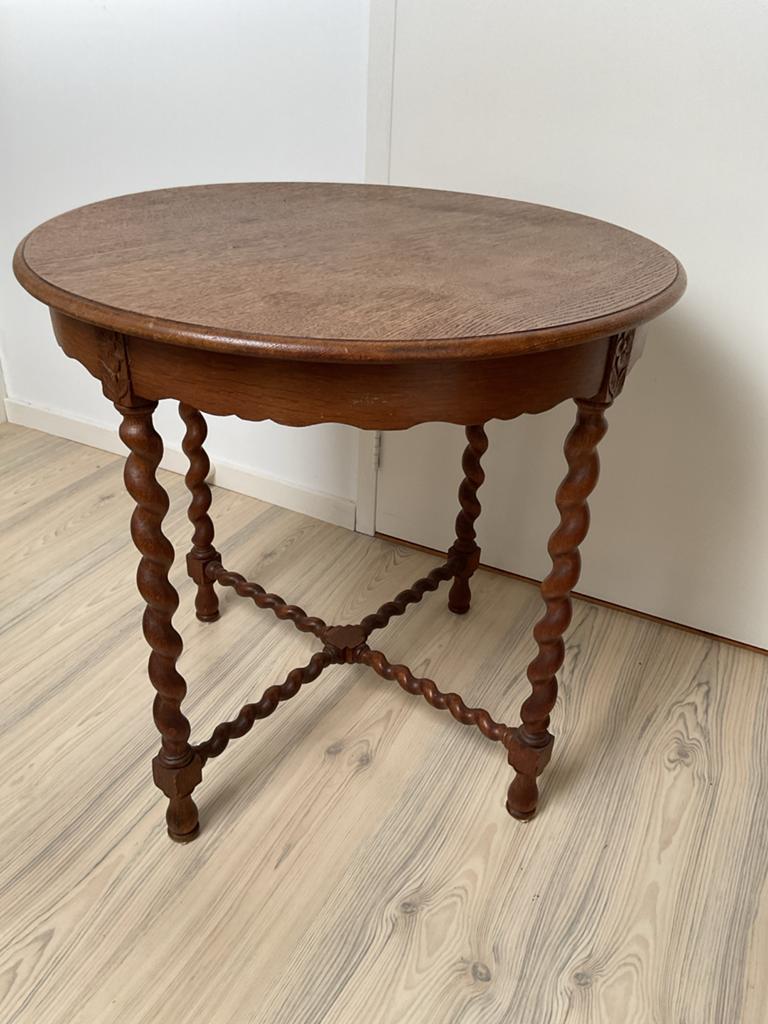Antieke ronde bijzettafel met gedraaide poten, Ophalen