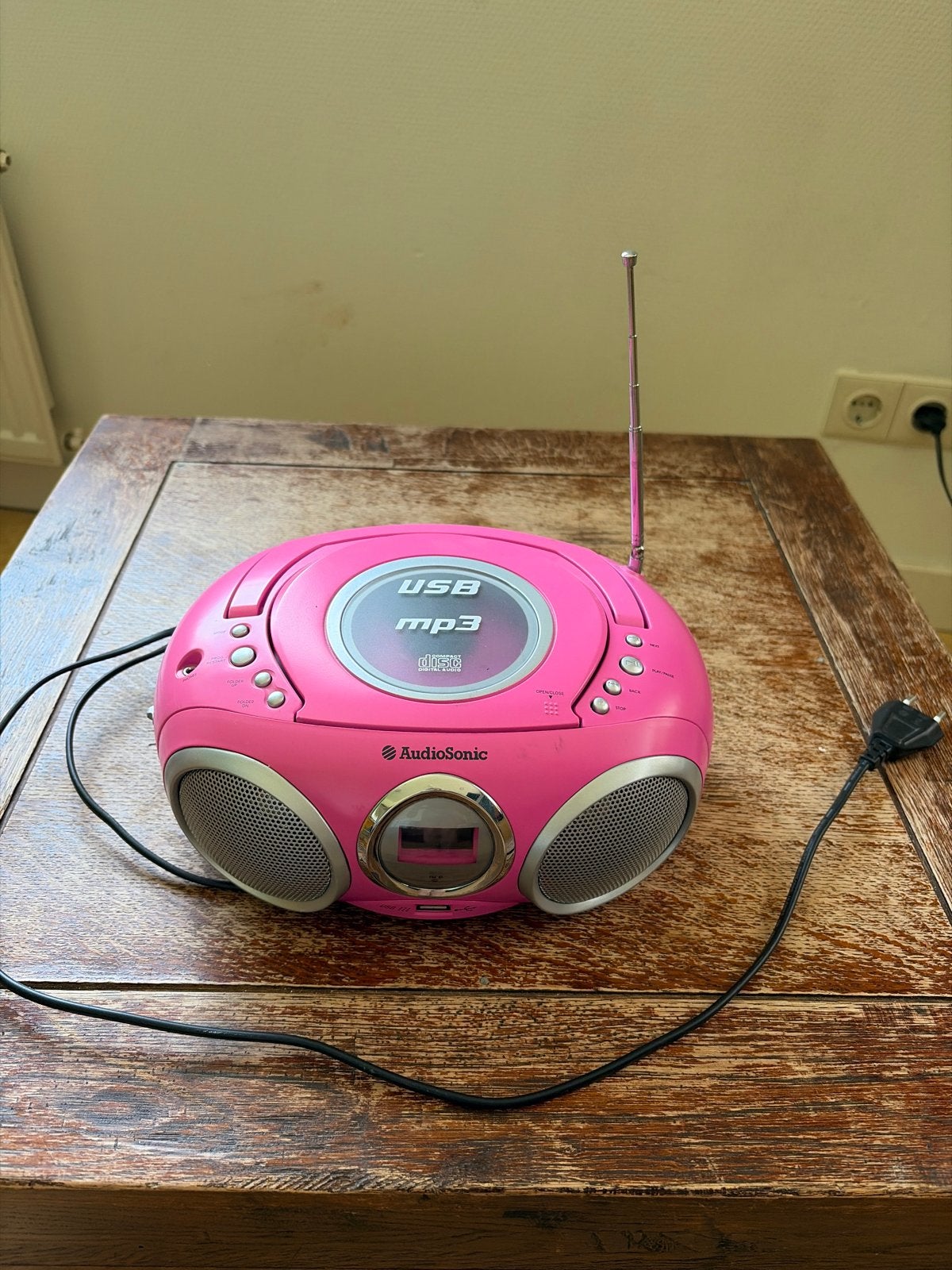 Roze AudioSonic Radio/CD-speler met USB en MP3, Audio, Tv en Foto, Radio's, Zo goed als nieuw, Radio, Met cd-speler, Ophalen