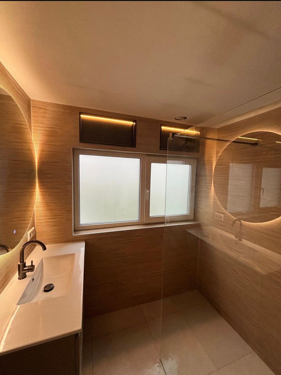 Badkamer Renovatie | Scherpe Prijzen & Vakwerk, Ophalen, Nieuw, Met douche