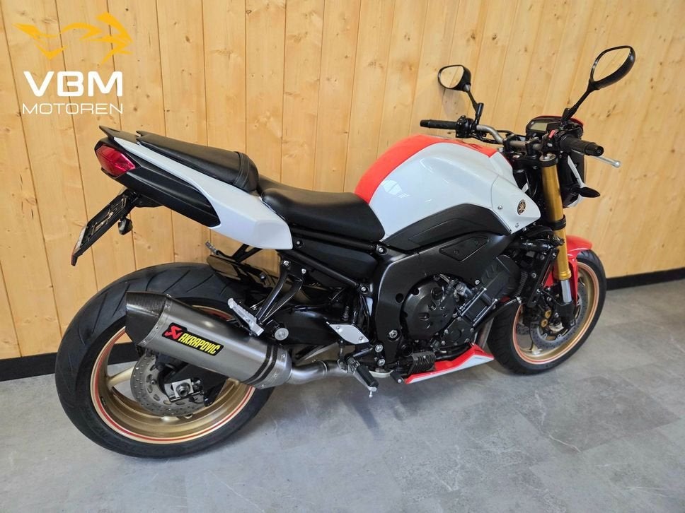 YAMAHA FZ 8 ABS FZ-8 FZ8 Fazer Akrapovic volledig systeem!, Motoren, 4 cilinders, Motorrijbewijs A, Bedrijf, Onbekend