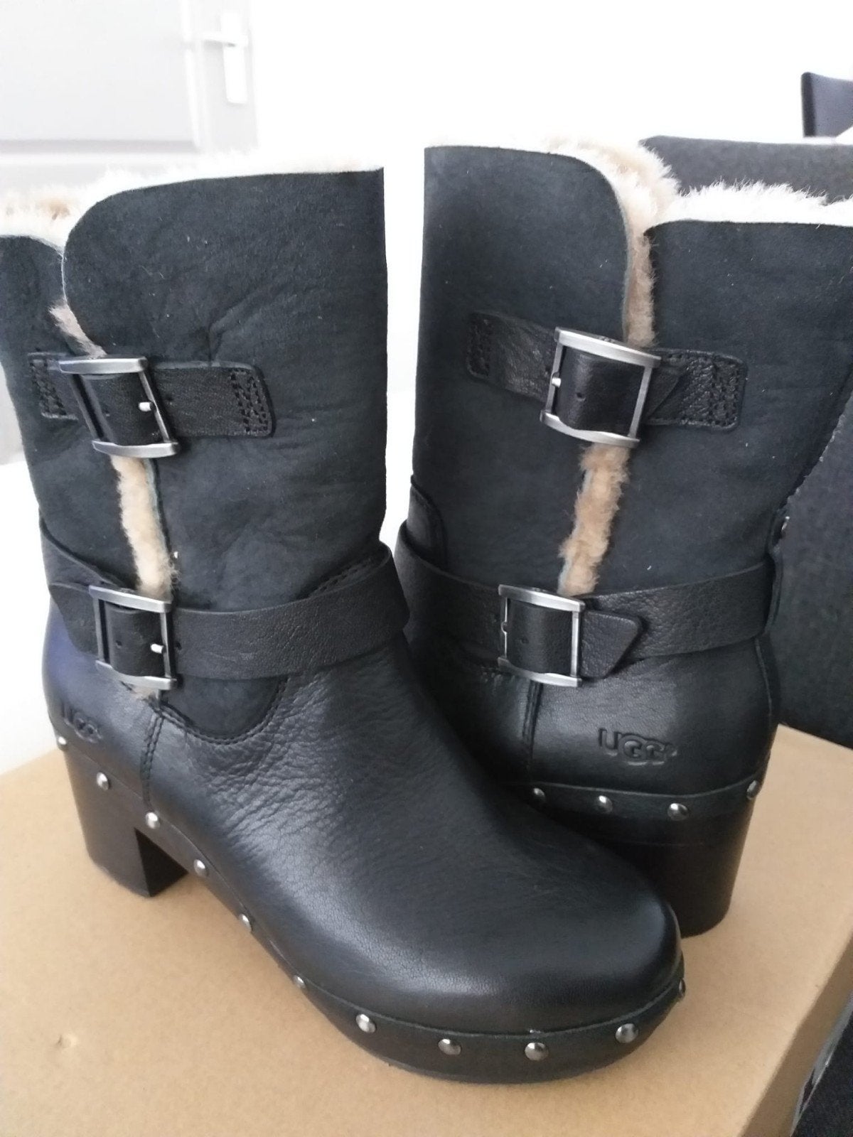 Ugg Australia Laarzen Zwart Maat 38, Zwart, Lage of Enkellaarzen, Nieuw, Ophalen of Verzenden