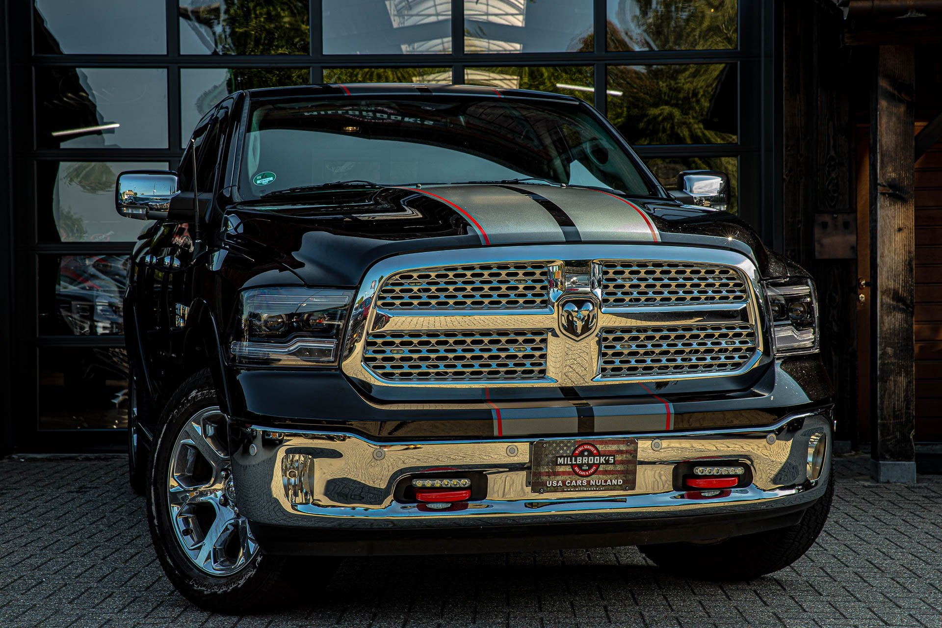 Dodge Ram 1500 5.7 V8 Crew Cab Laramie | Lage bijtelling | L, Auto's, Automaat, Euro 5, Gebruikt, 8 cilinders