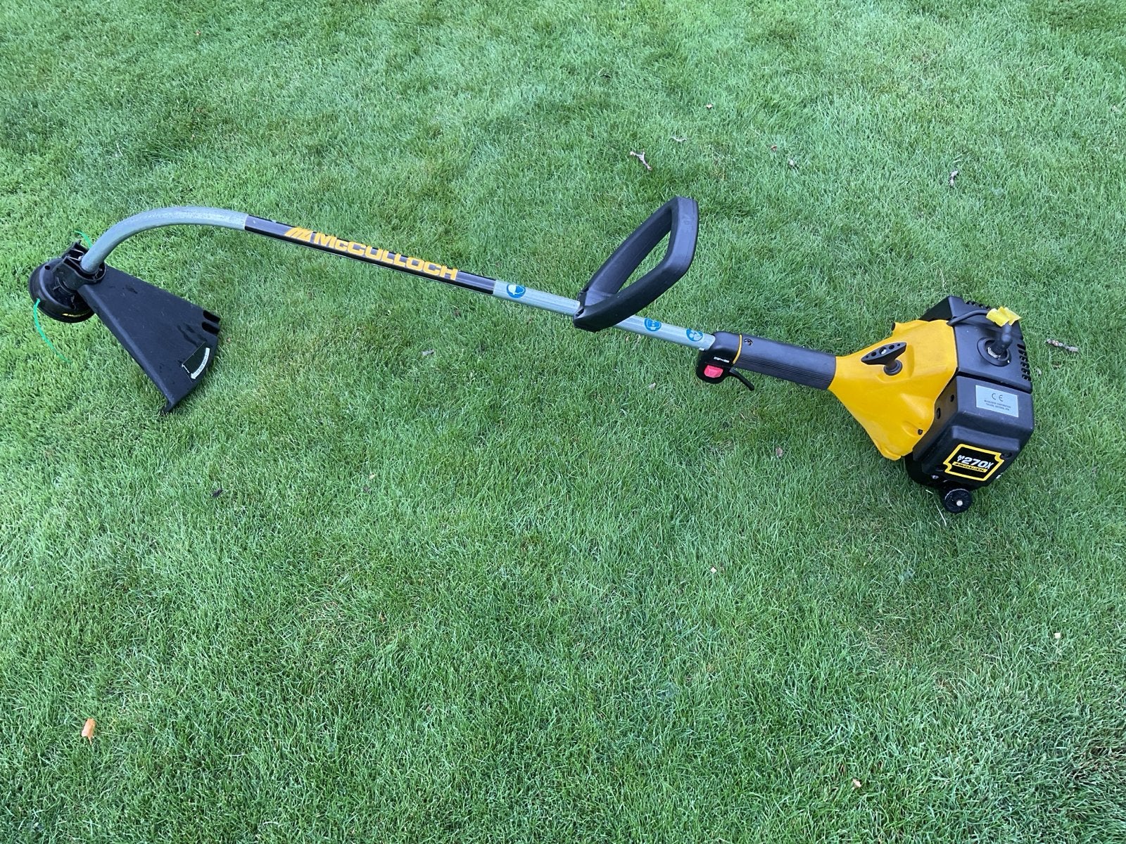 McCulloch MT270X Benzine Grastrimmer -gebruikt, Tuin en Terras, Ophalen of Verzenden, Gebruikt, 30 tot 50 cm, Benzine