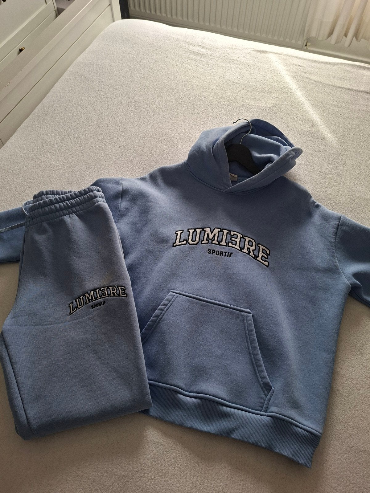 Lumi3re Sportif Baby Blue Trainingspak Maat S, Ophalen, Lumi3re Sportif, Blauw, Overige maten