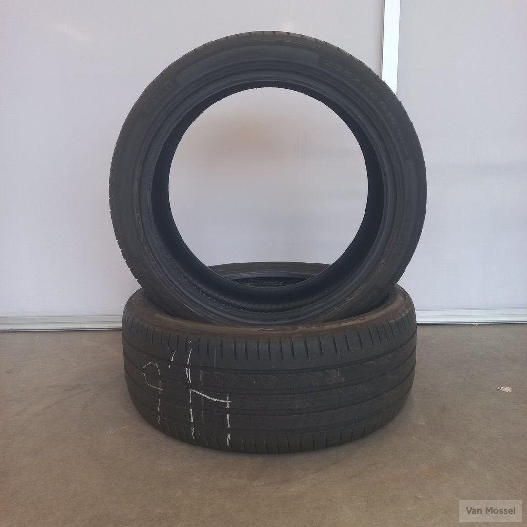 Pirelli Cinturato P7 235/40/R19 96W, 19 inch, Gebruikt, -, -