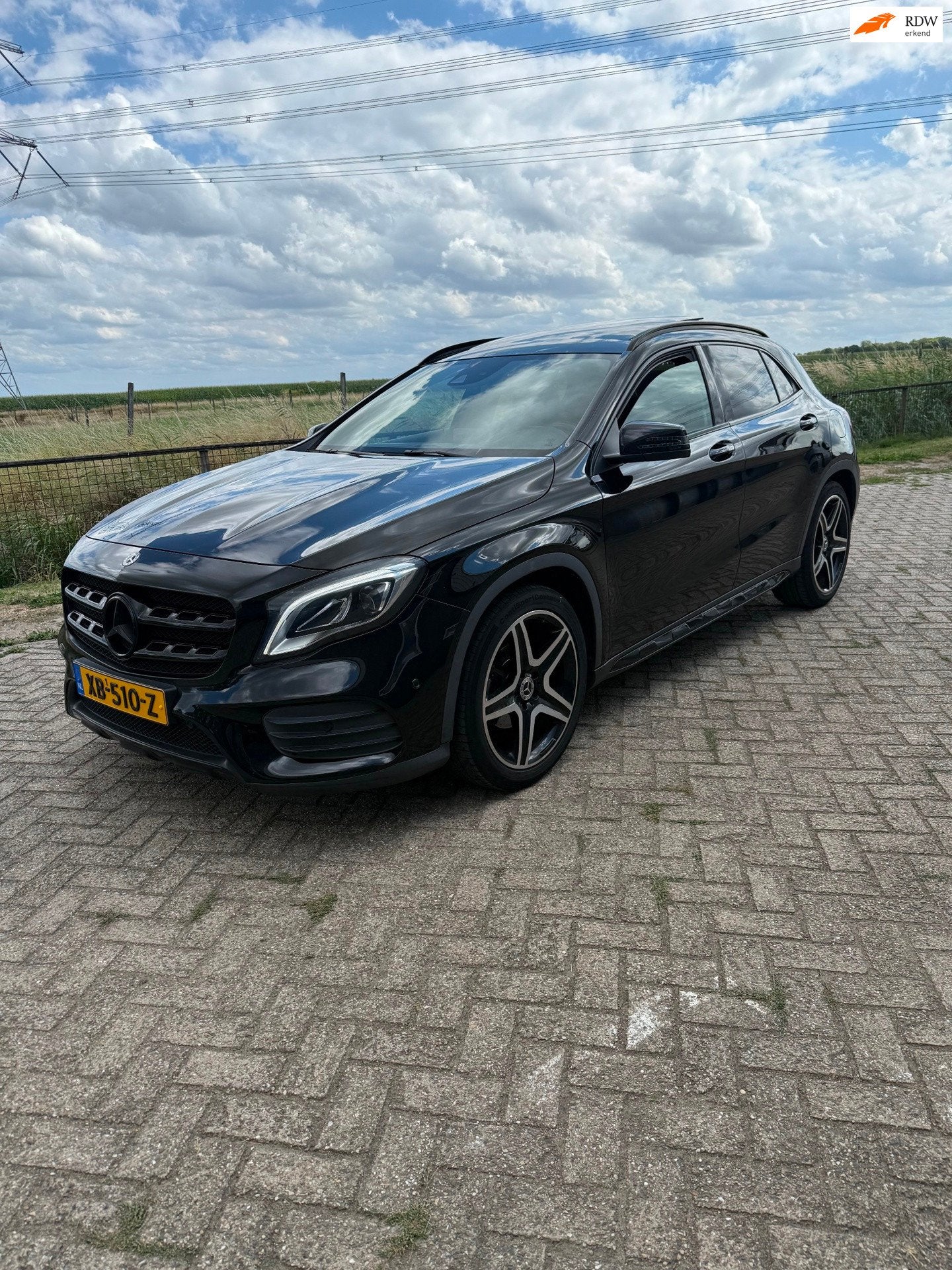 Mercedes-Benz GLA 180 AMG | Pano | Navi | Camera, Automaat, Gebruikt, 4 cilinders, 715 kg