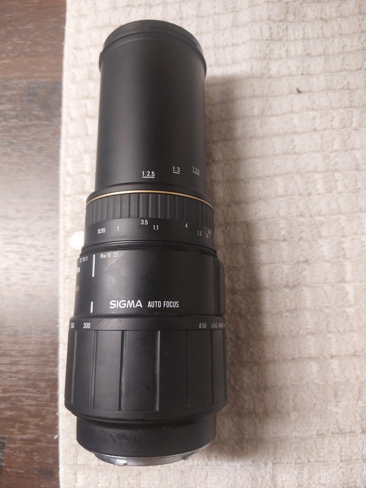 Sigma Autofocus 70-300mm Telezoomlens met Macrofunctie, Gebruikt, Sigma, Macrofunctie, Sony A-mount