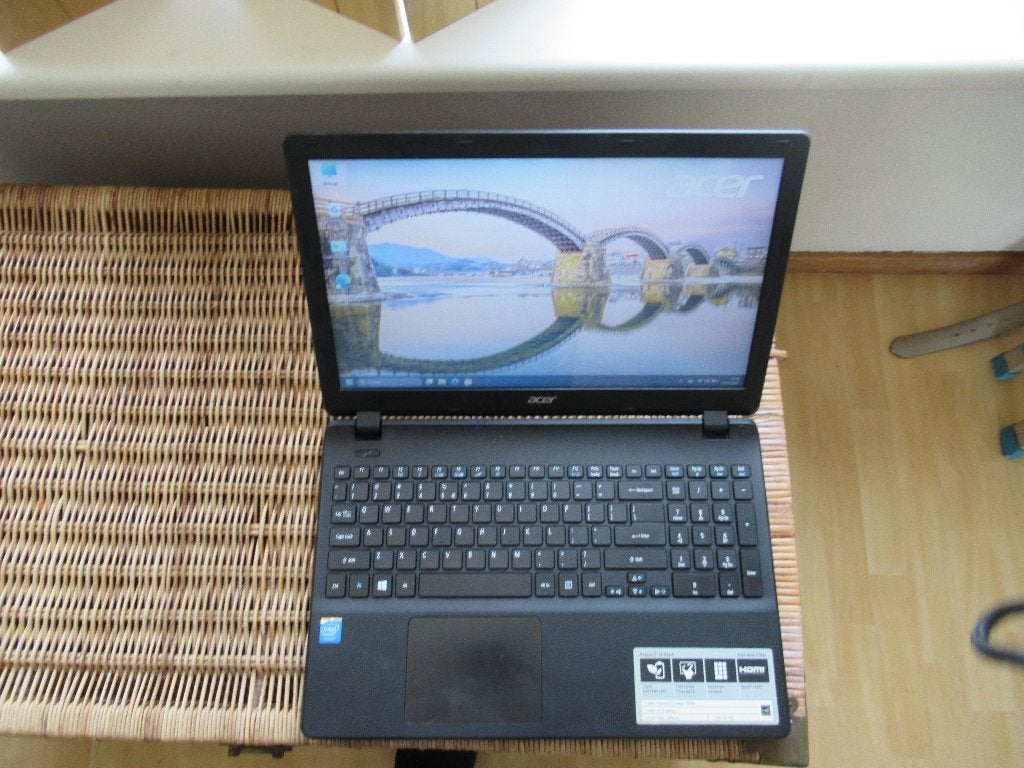 acer aspire es1 512, Computers en Software, Windows Laptops, Gebruikt, HDD, 2 tot 3 Ghz, Aser