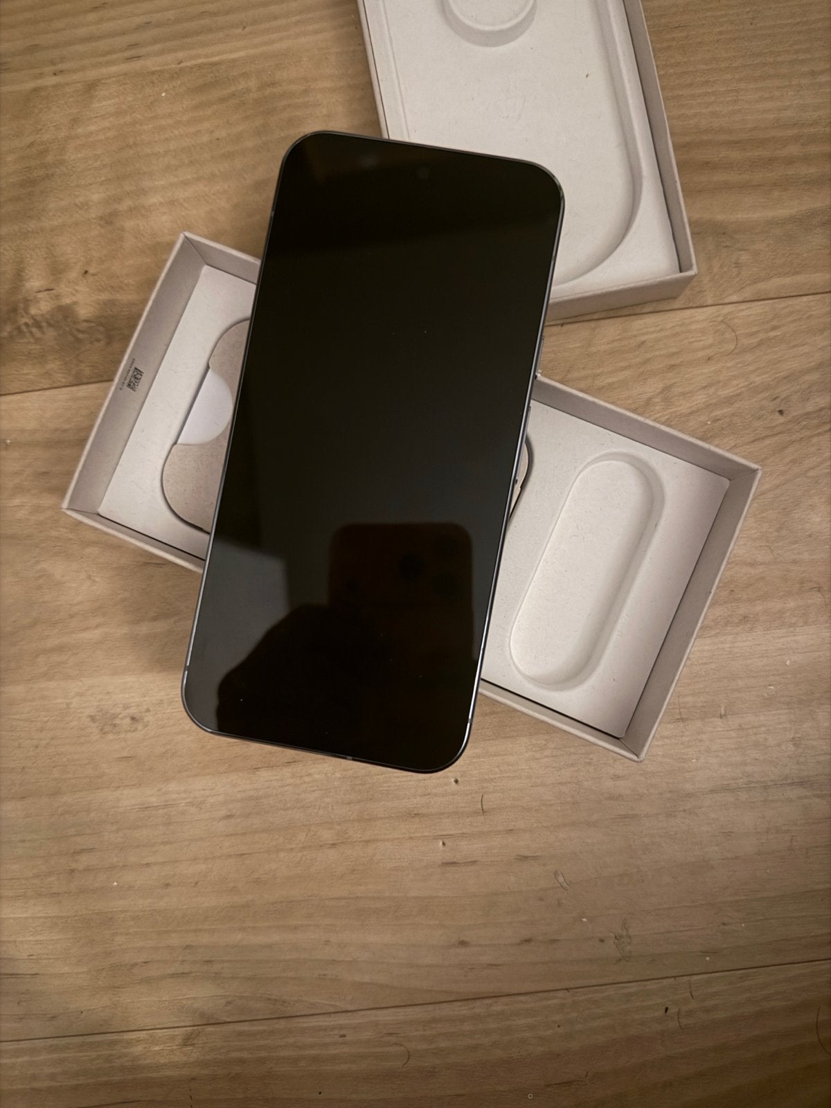 Foto 2 van Google Pixel 10 pro XL Zo goed als nieuw