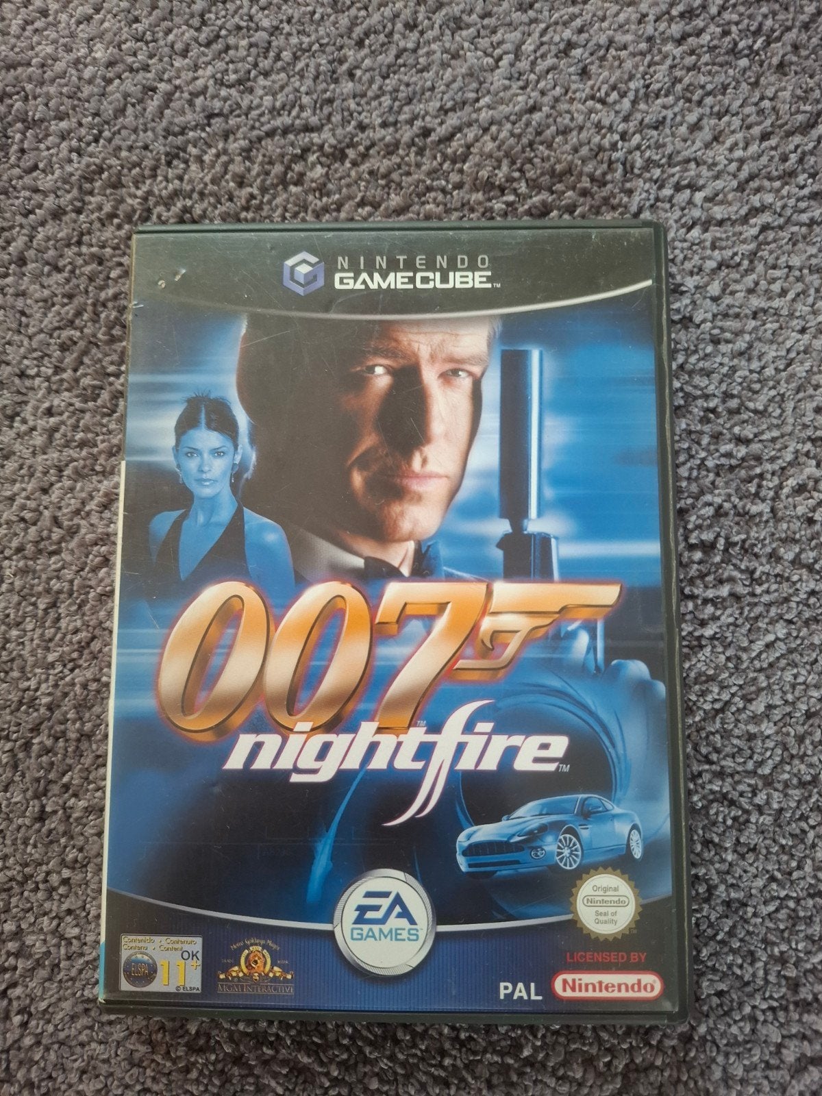 2x James Bond Games GameCube: Nightfire & Everything, Spelcomputers en Games, Ophalen of Verzenden, Gebruikt, Zwart, Met games